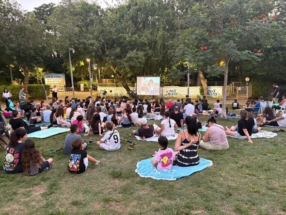 אירוע פתיחת הקיץ בגבעתיים: כך נראית פתיחת העונה בעיר